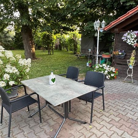 Gasthaus Kelly Магдебург Екстериор снимка
