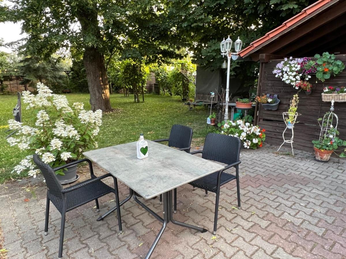 Gasthaus Kelly Магдебург Екстериор снимка