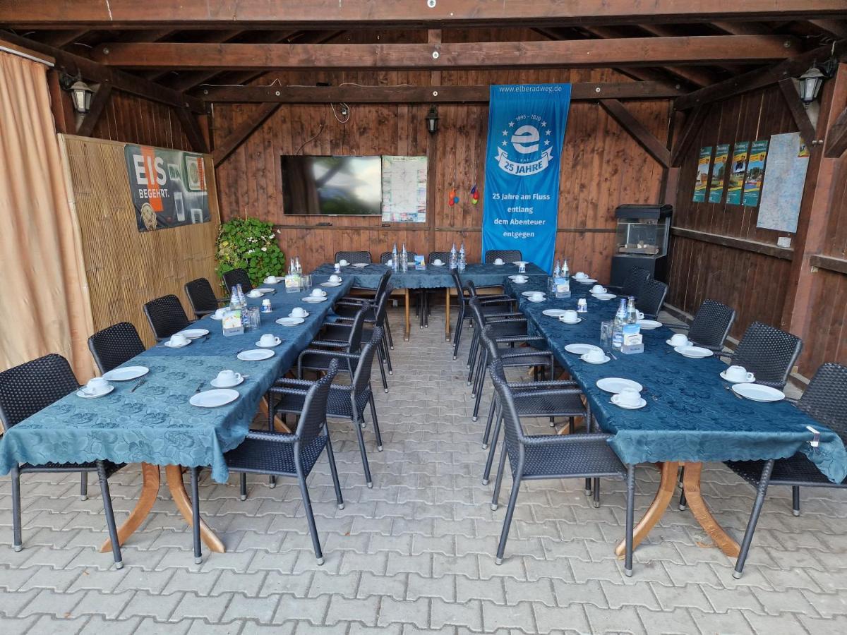 Gasthaus Kelly Магдебург Екстериор снимка